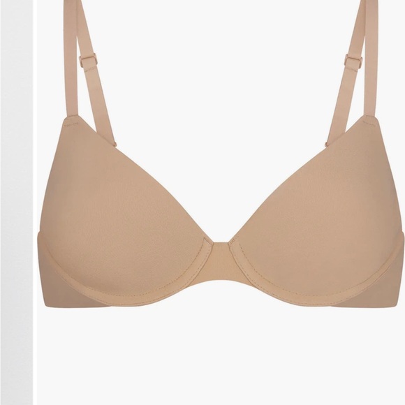 Skims Fits everybody t-shirt Bra 32DD - Picture 4 of 7
